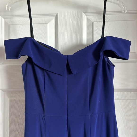 Off the shoulder gown - Picture 4 of 5